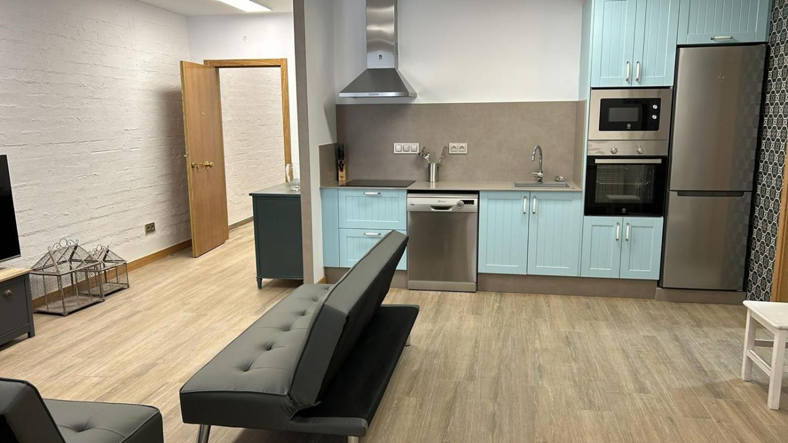 Apartamentos Torres Del Milladoiro Amés المظهر الخارجي الصورة