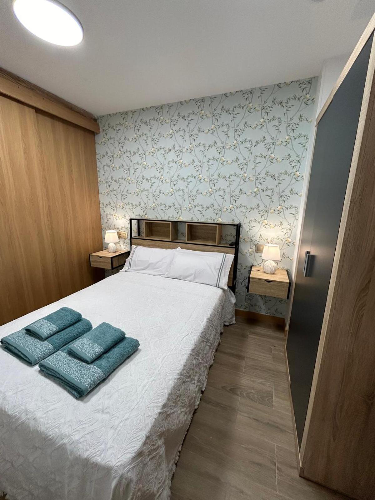 Apartamentos Torres Del Milladoiro Amés المظهر الخارجي الصورة