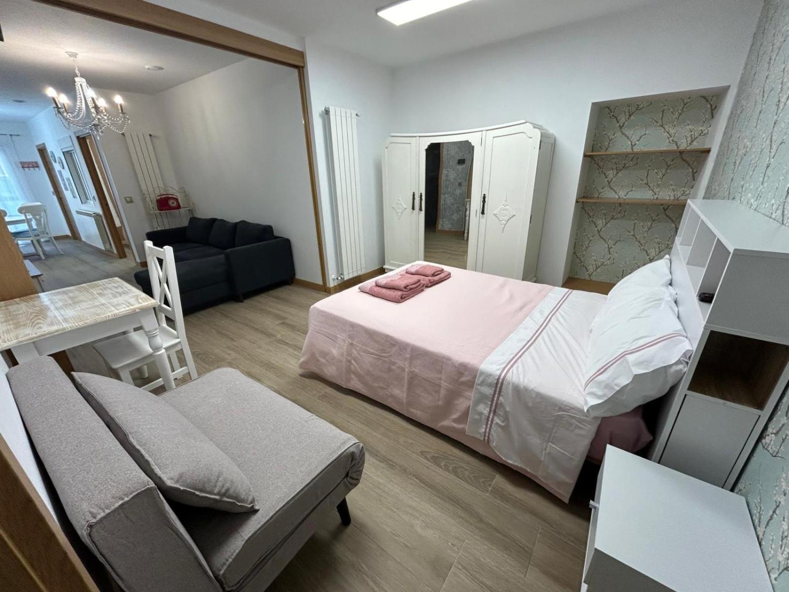 Apartamentos Torres Del Milladoiro Amés المظهر الخارجي الصورة